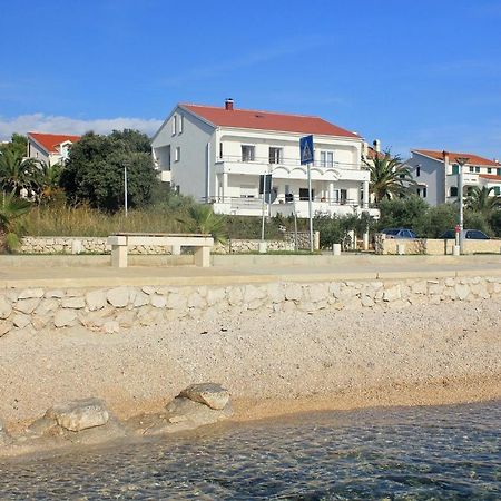 Apartments By The Sea Novalja, Pag - 9326 Экстерьер фото