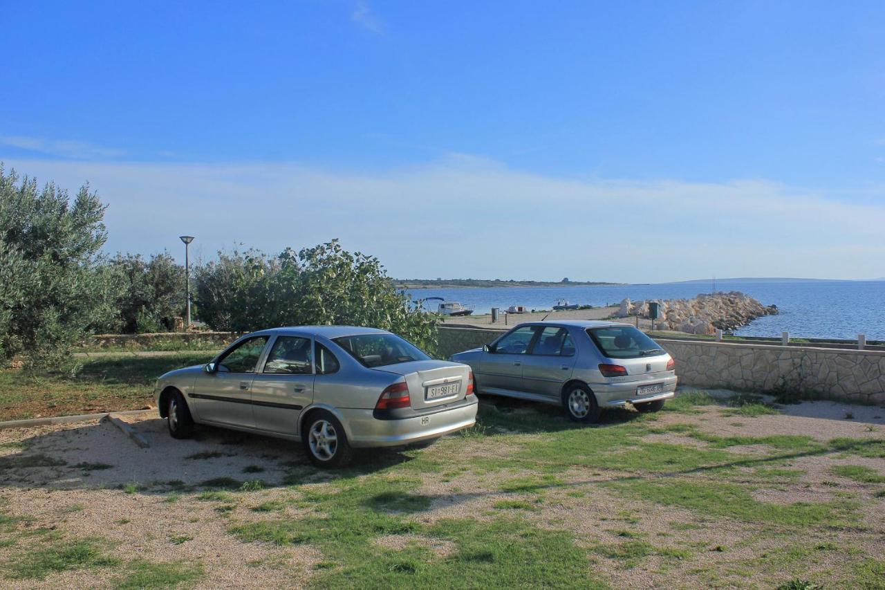 Apartments By The Sea Novalja, Pag - 9326 Экстерьер фото