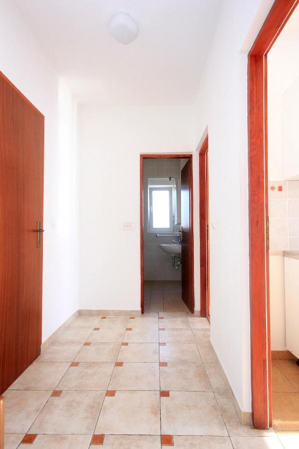 Apartments By The Sea Novalja, Pag - 9326 Экстерьер фото