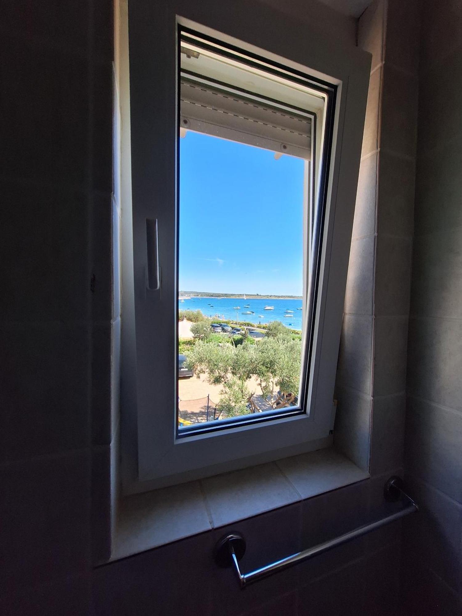 Apartments By The Sea Novalja, Pag - 9326 Номер фото